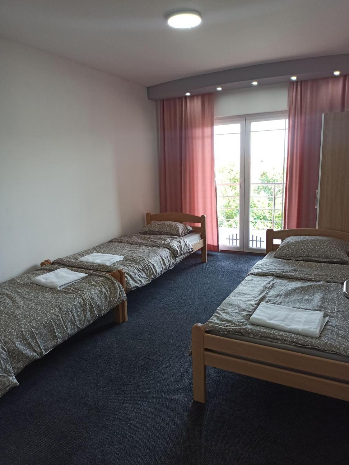 Royal Apartmani Bosanski Samac Exterior foto