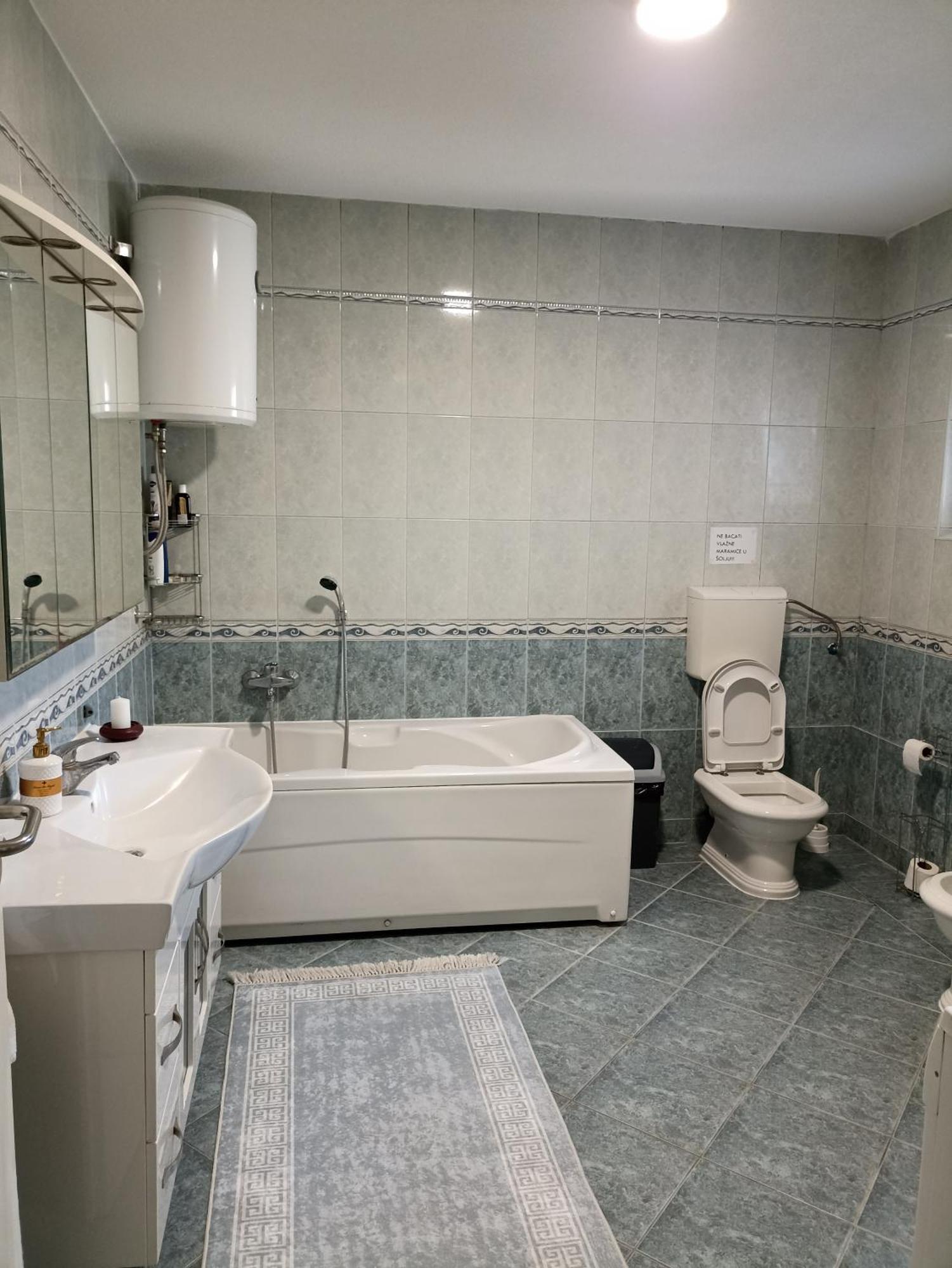 Royal Apartmani Bosanski Samac Exterior foto